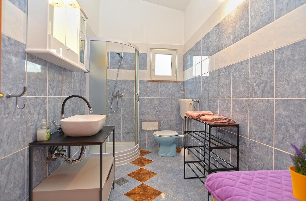 Apartment 2253