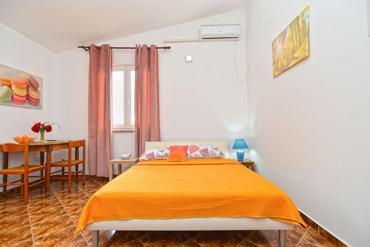 2253 Apartment