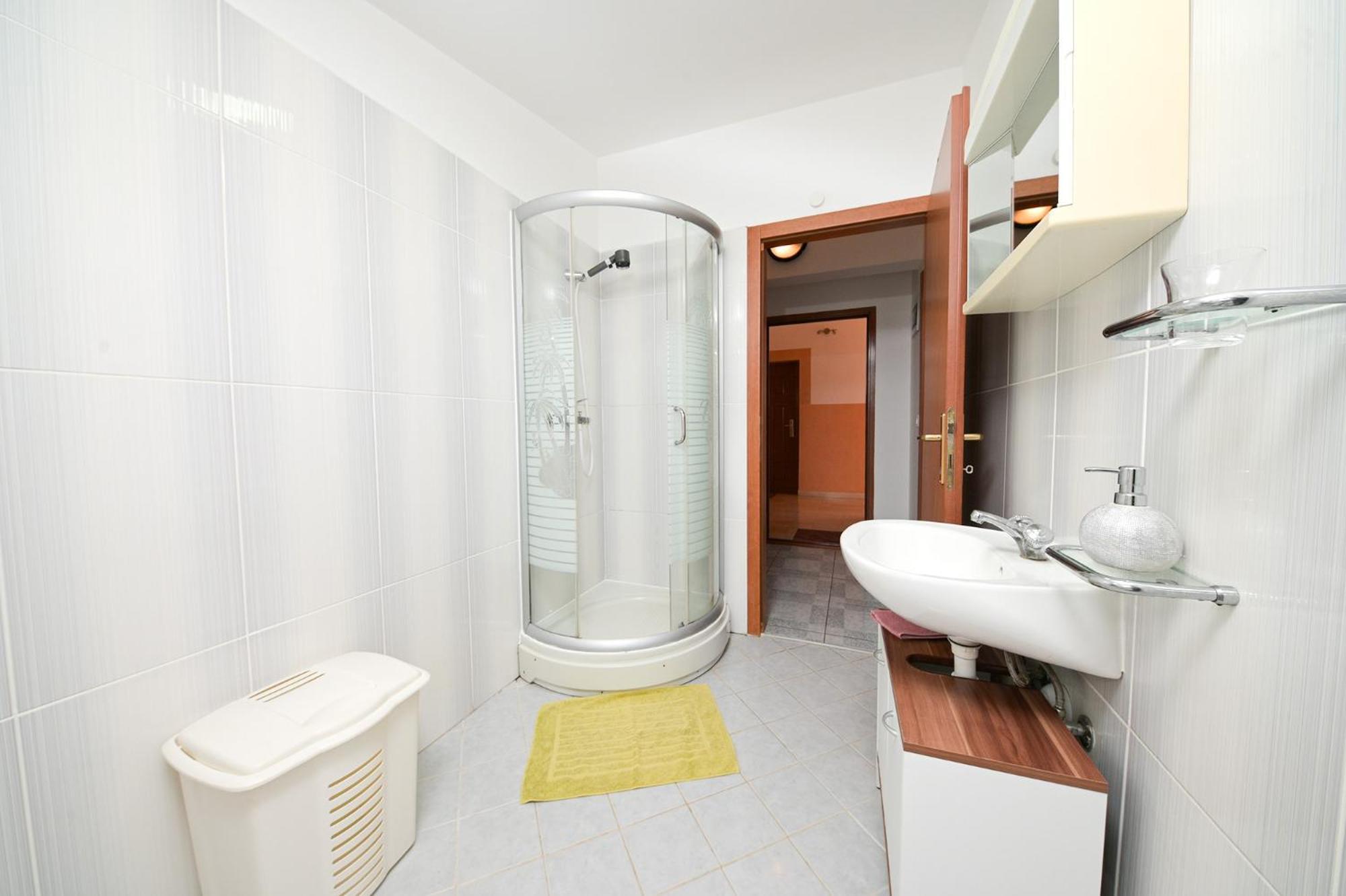 Apartment 2253 *